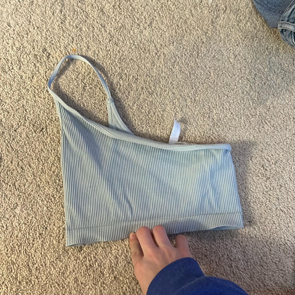 blue tank top
